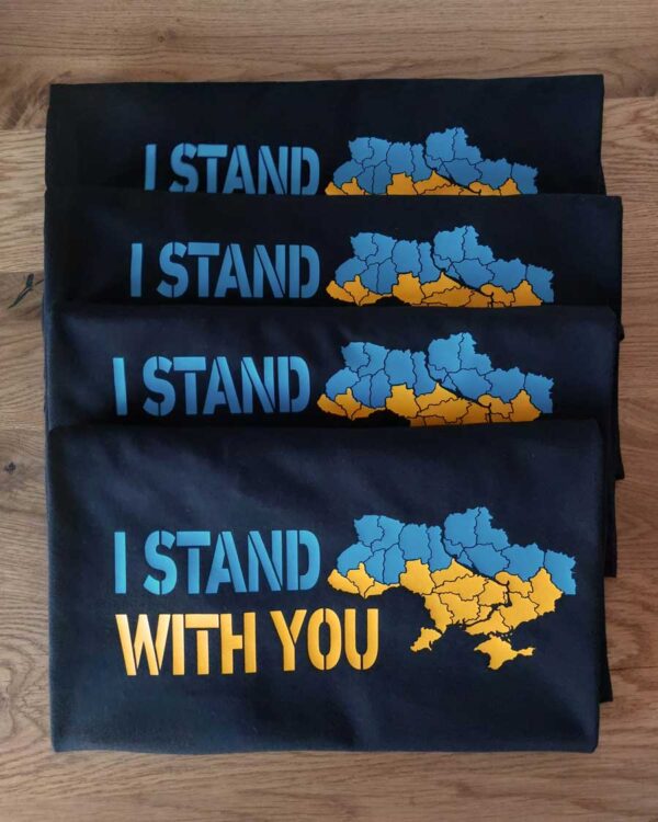 Ukraina t-särk meestele ja naistele tekstiga I stand with you