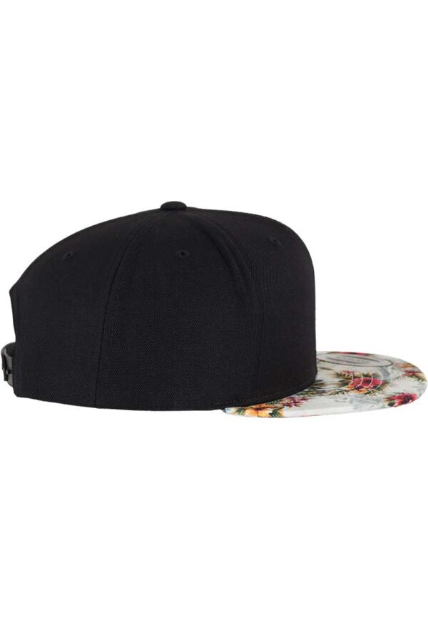 lilledega sirge nokaga nokamüts peas / Snapback